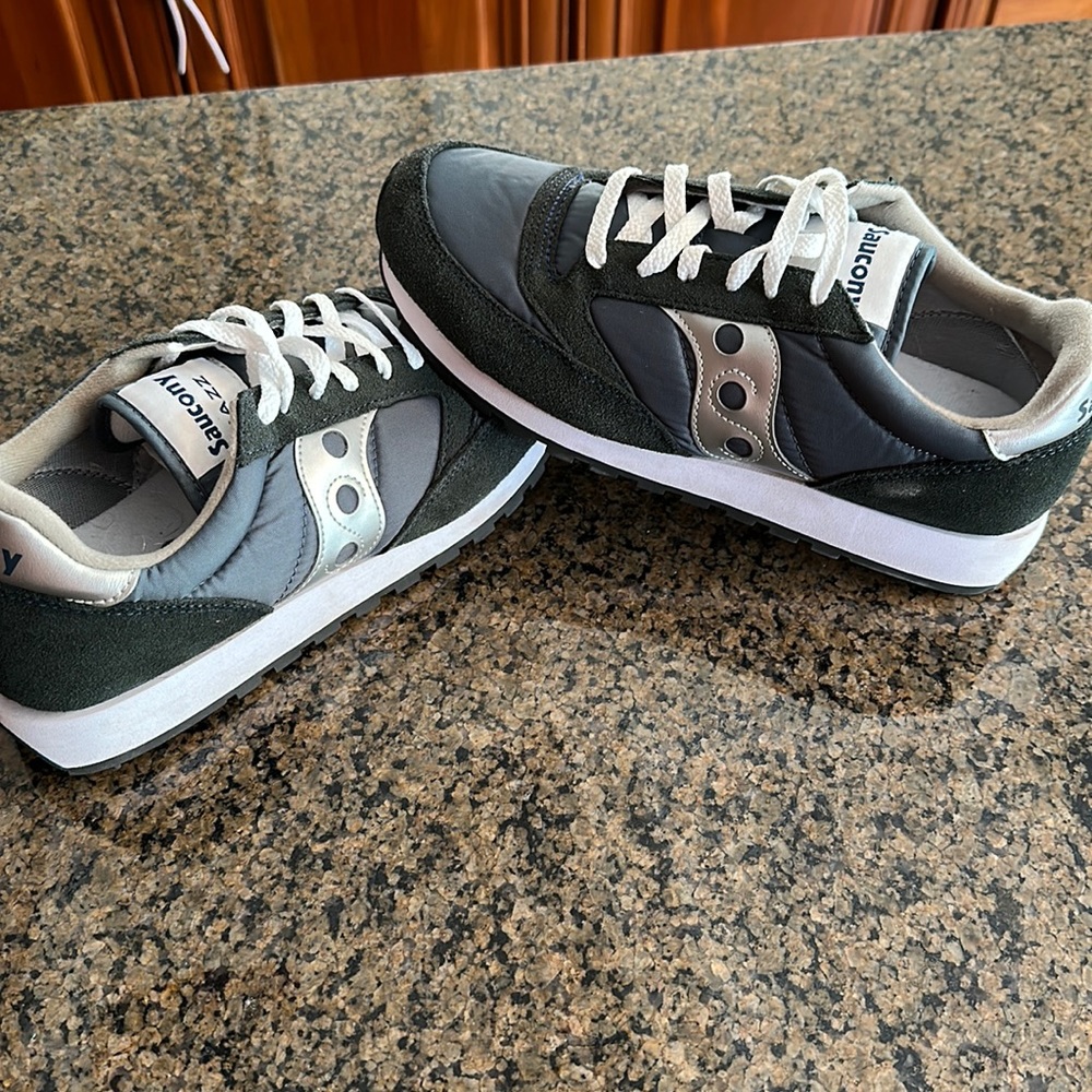 Saucony Jazz Size 9